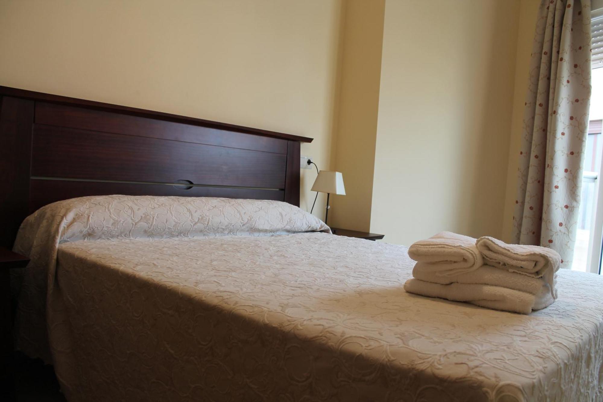 Apartamentos Turisticos Plaza Del Olvido Nerja Dış mekan fotoğraf